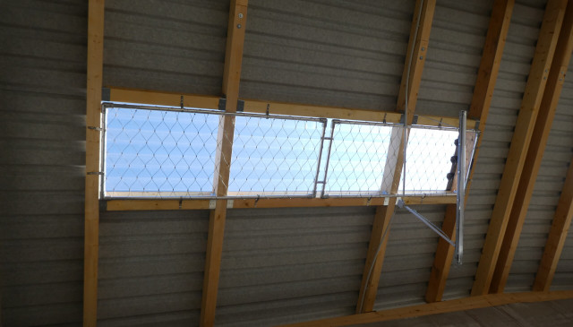 Fall-through protection ceiling